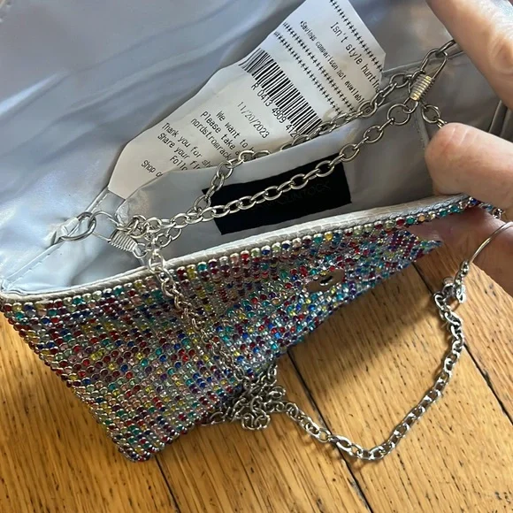 Darling little beaded clutch - NWT! - Picture 3 of 4